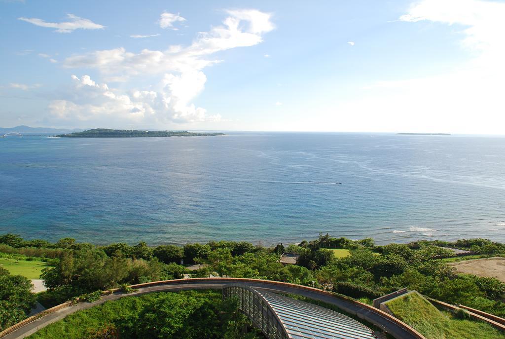 Yukurinaresort Okinawa Garden House Motobu Exterior photo