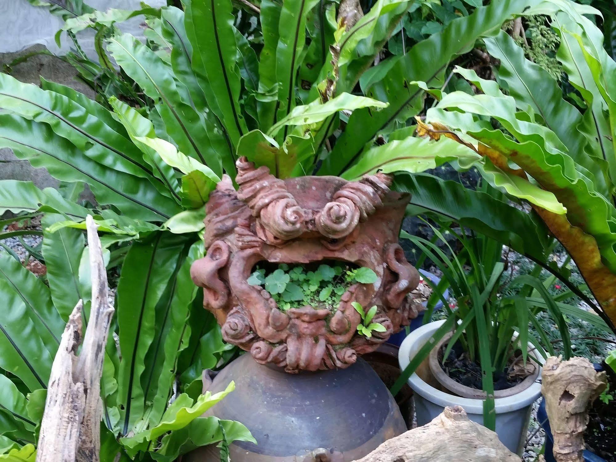 Yukurinaresort Okinawa Garden House Motobu Exterior photo