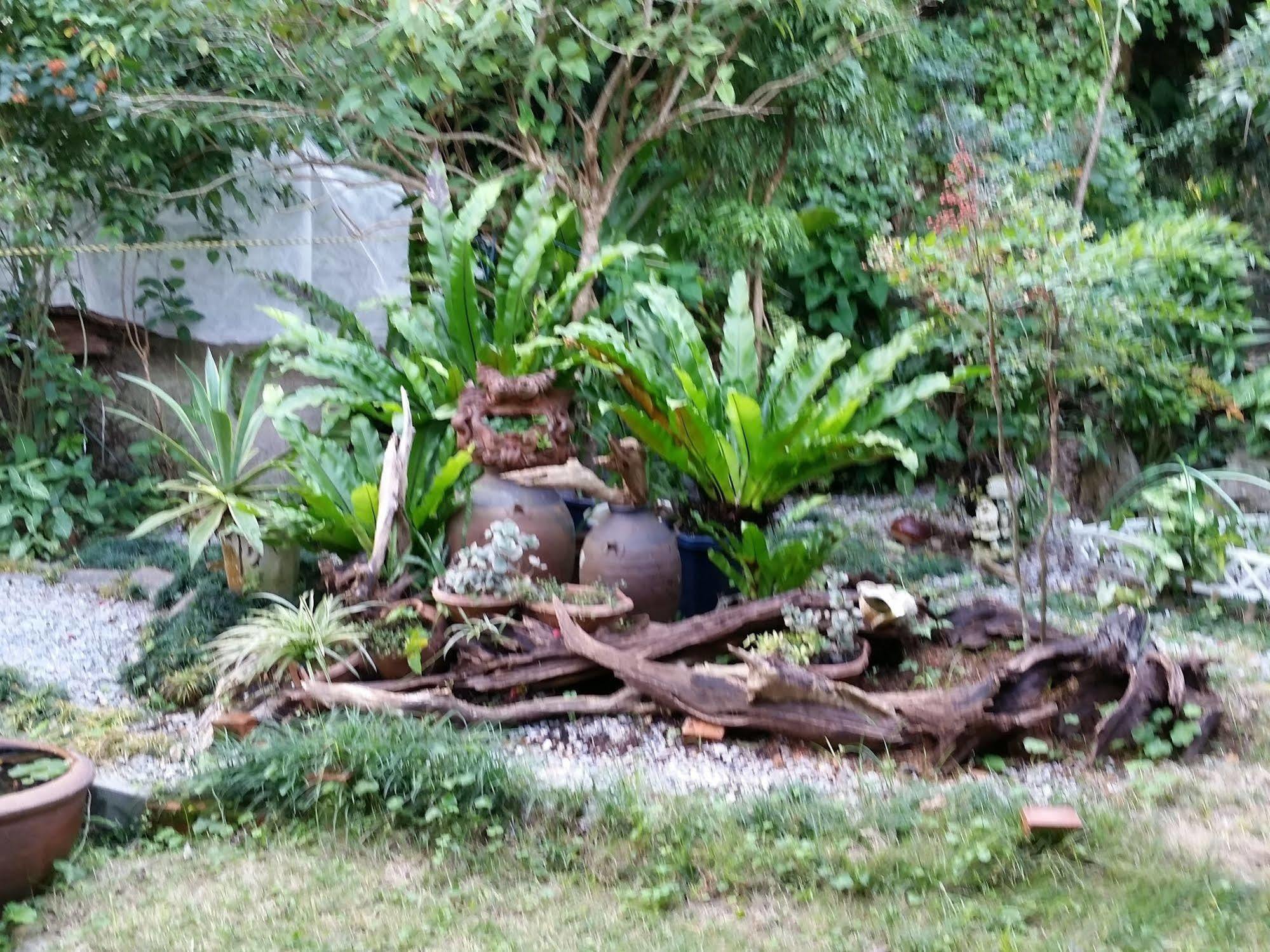 Yukurinaresort Okinawa Garden House Motobu Exterior photo